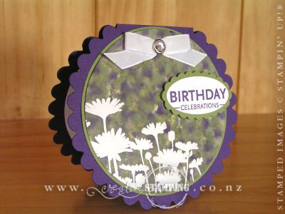 Upsy Daisy Polished Stone Scallop Circle Card