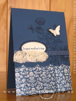 Mothers Day Box-Pleat Card
