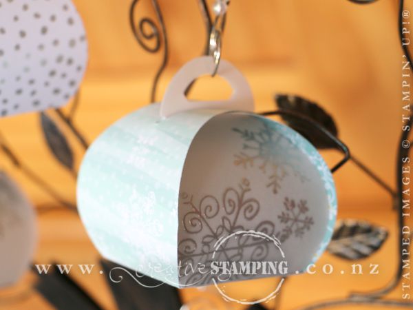Curvy Keepsake Luminary
