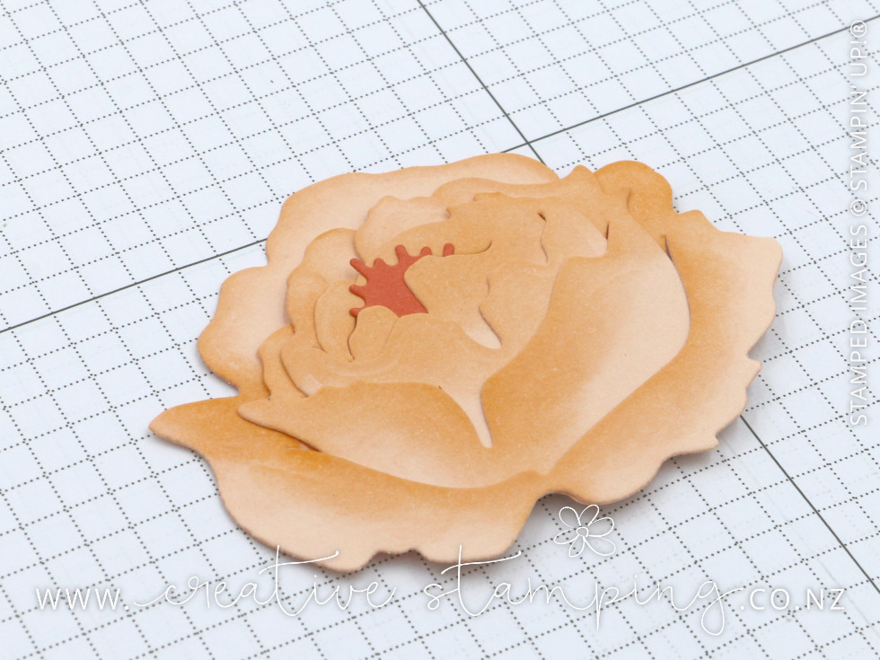 How to create a peony
