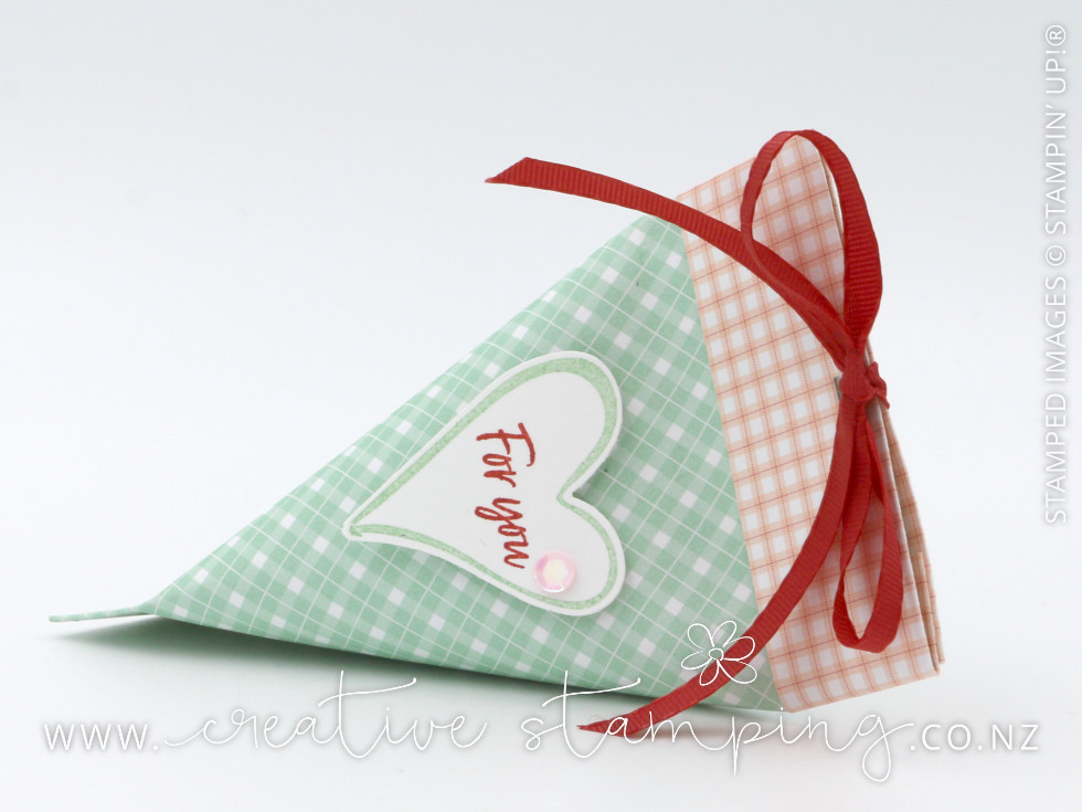 Country Gingham Sour Cream Container Valentine Gift Box Country Gingham Sour Cream Container Valentine Gift Box