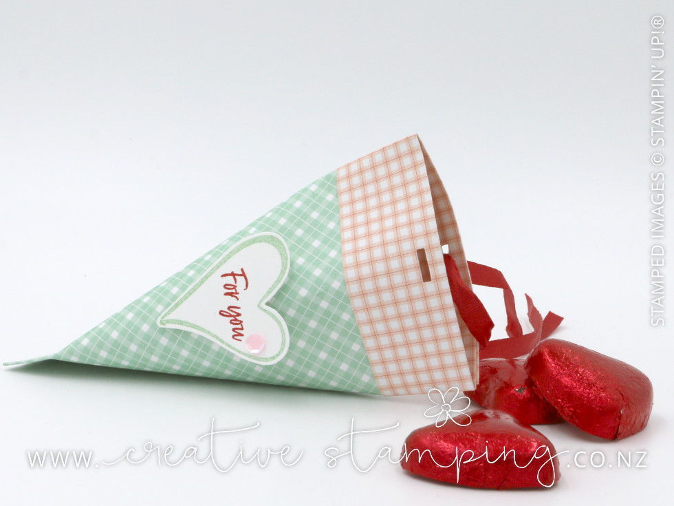 Country Gingham Sour Cream Container Valentine Gift Box Country Gingham Sour Cream Container Valentine Gift Box
