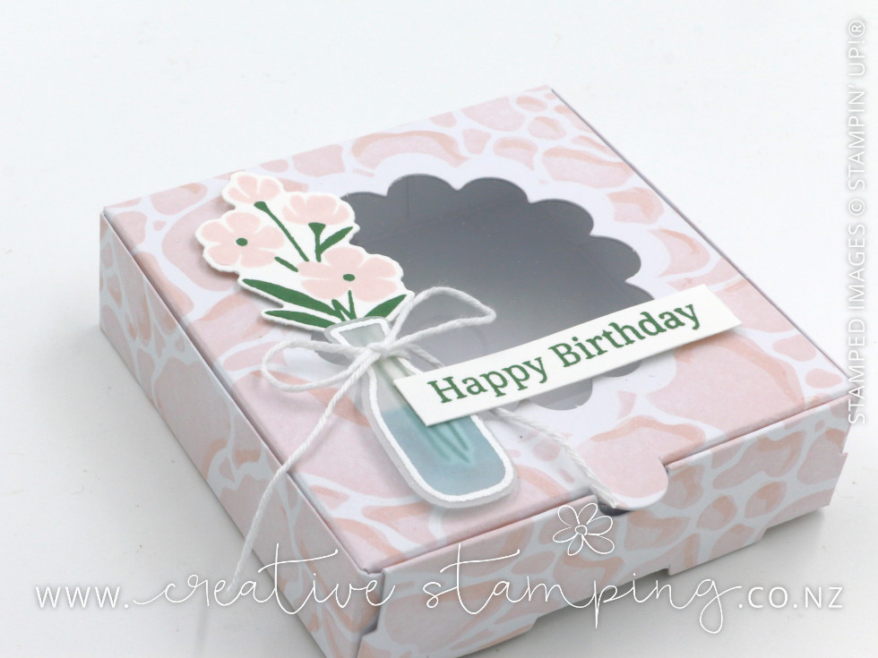 Garden Gatherings Masked Scalloped Window Box