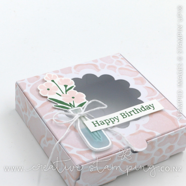 Garden Gatherings Masked Scalloped Window Box