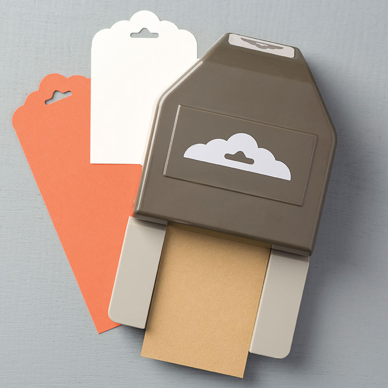 Scalloped Tag Topper Punch