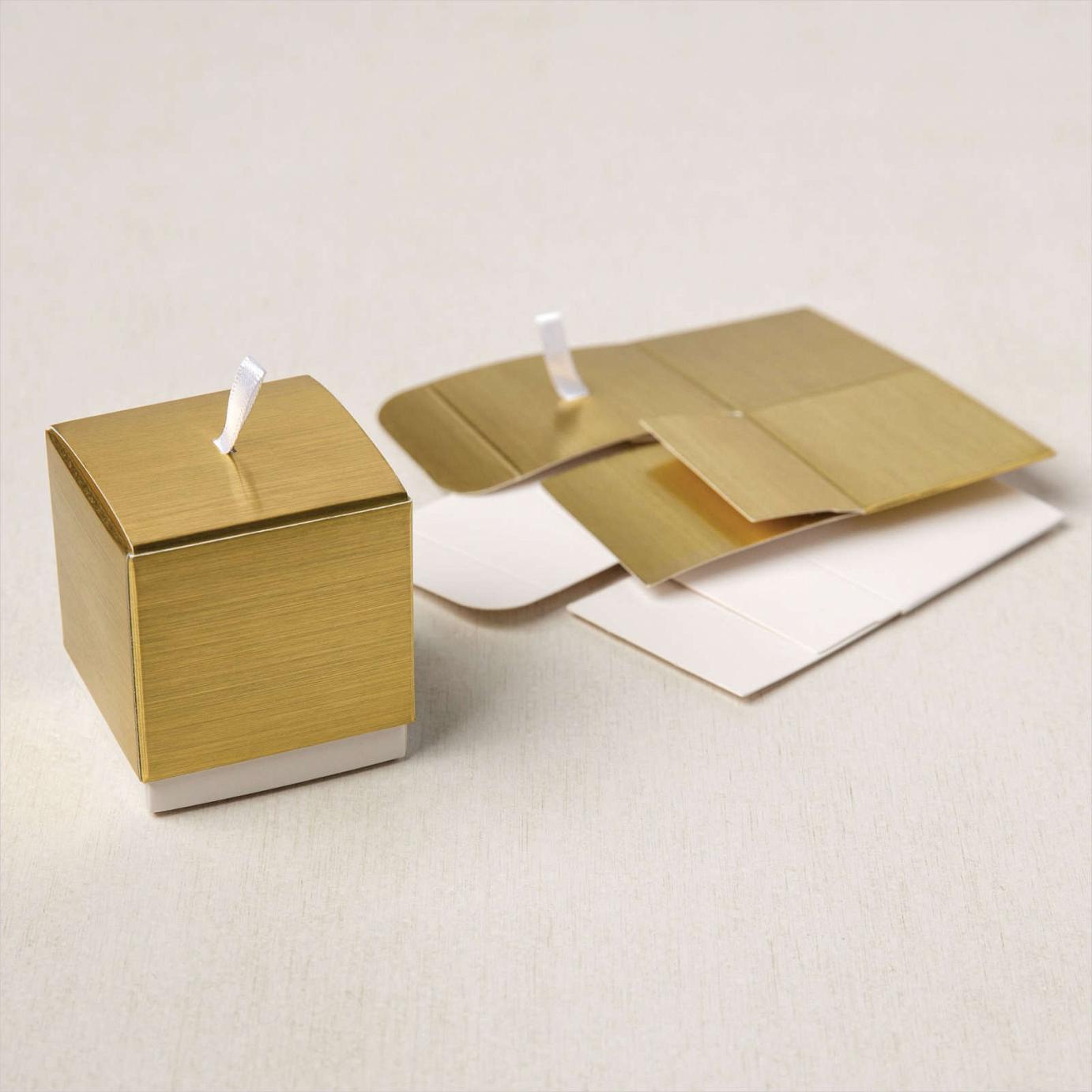 Simply Classic Treat Boxes | Image © 2021 Stampin' Up! Simply Classic Treat Boxes | Image © 2021 Stampin' Up!